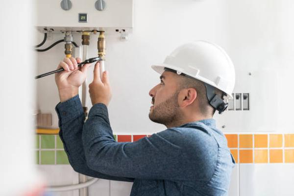 Top Qualities to Look for in a Plumber HVAC Contractor